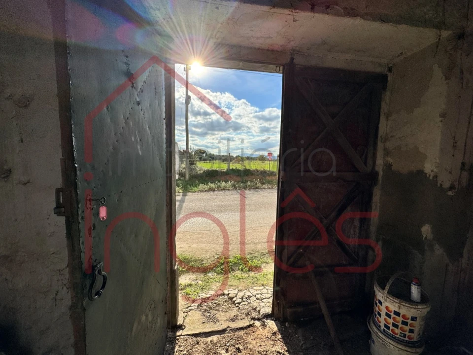 Moradia T1 para Venda em Almoster Foto 4