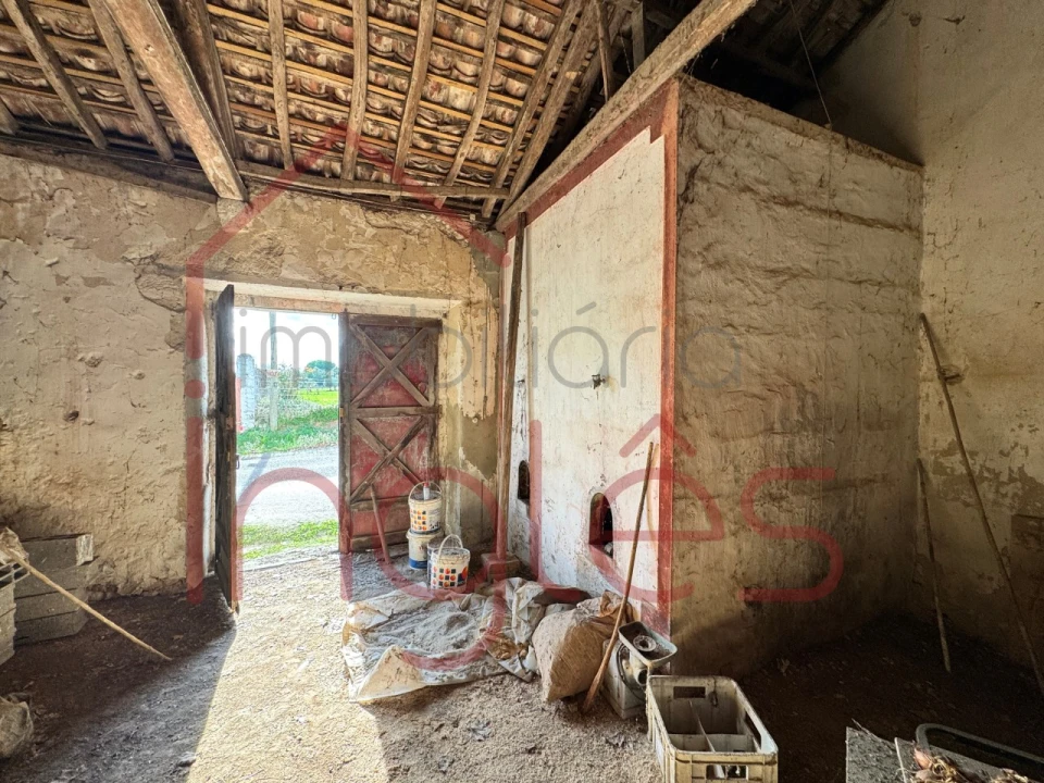 Moradia T1 para Venda em Almoster Foto 9