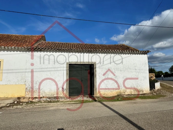 Moradia T1 para Venda em Almoster Foto 11