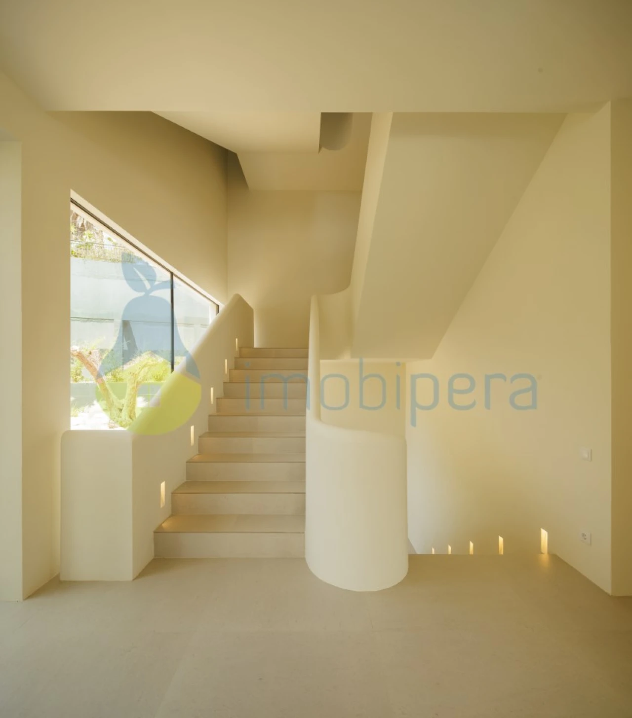 Moradia T4 para Venda em Almancil Foto 10