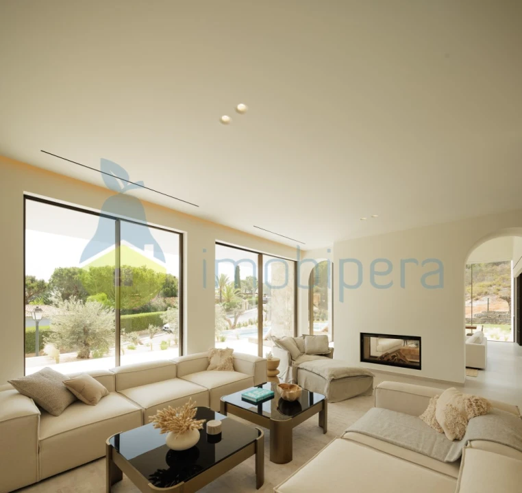 Moradia T4 para Venda em Almancil Foto 11