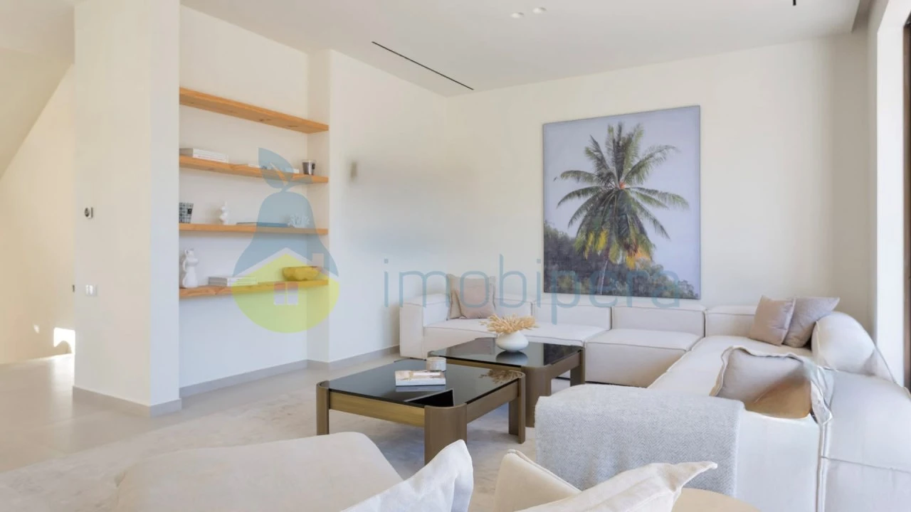 Moradia T4 para Venda em Almancil Foto 5