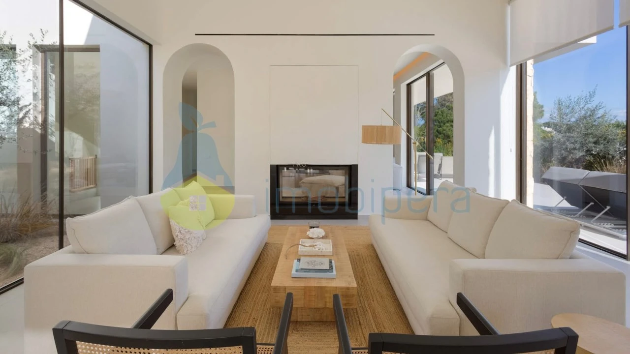 Moradia T4 para Venda em Almancil Foto 6