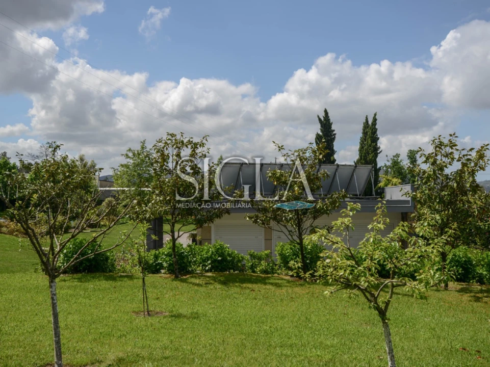 Moradia T3 para Venda em Campo e Sobrado Foto 16