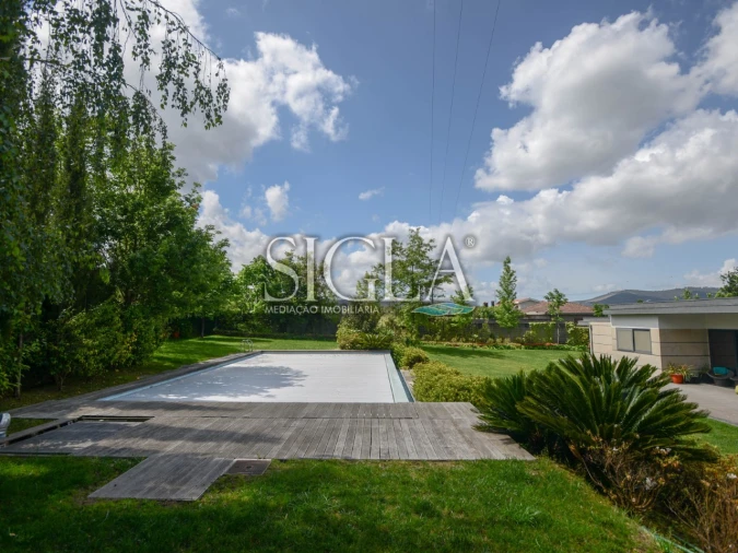 Moradia T3 para Venda em Campo e Sobrado Foto 9