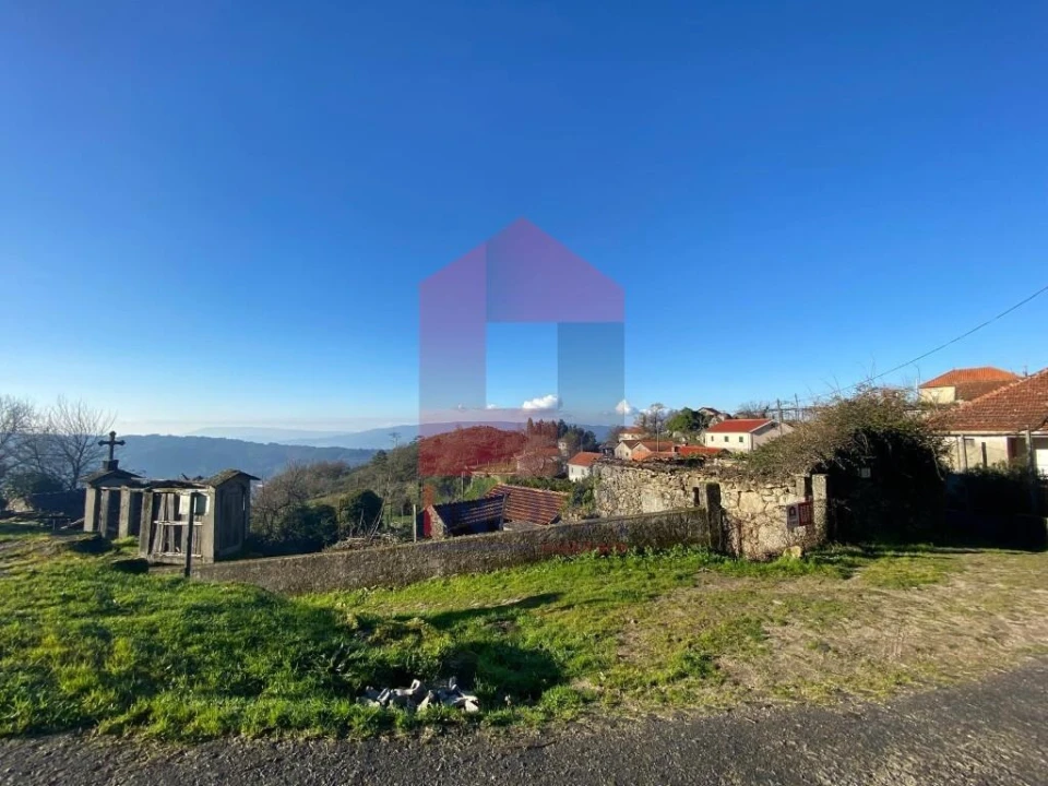 Moradia para Venda em Cuide de Vila Verde Foto 38