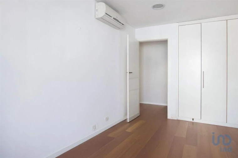 Apartamento T3 para Venda em Algés, Linda-A-Velha e Cruz Quebrada-Dafundo Foto 13