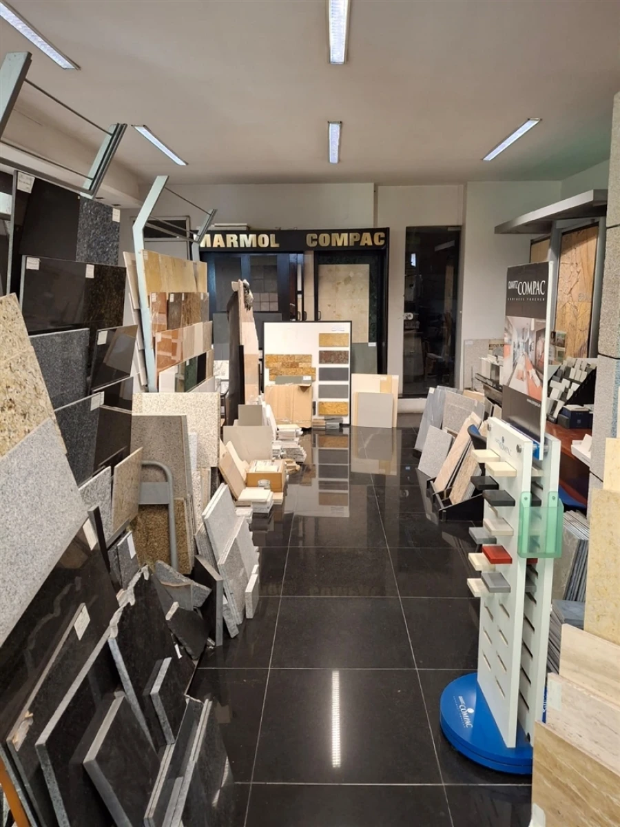 Loja para Trespasse em Paranhos Foto 22