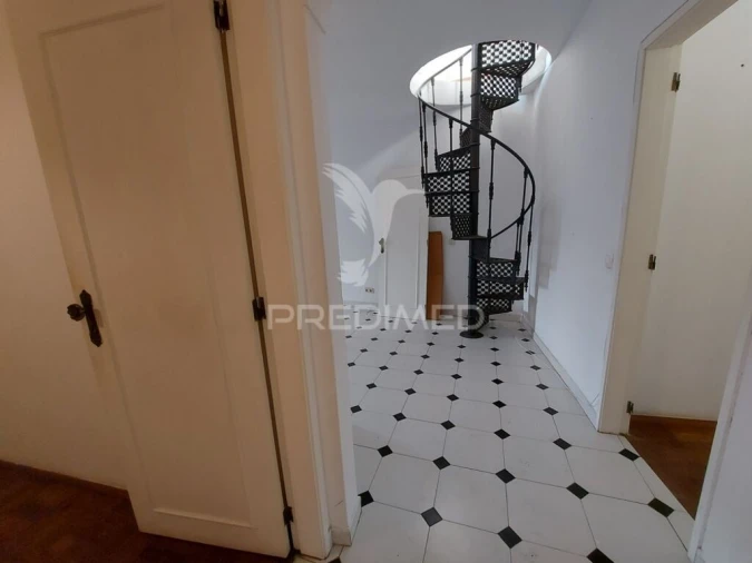 Moradia T5 para Venda em Bensafrim e Barão de São João Foto 15