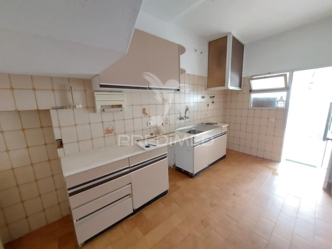 Moradia T5 para Venda em Bensafrim e Barão de São João Foto 9