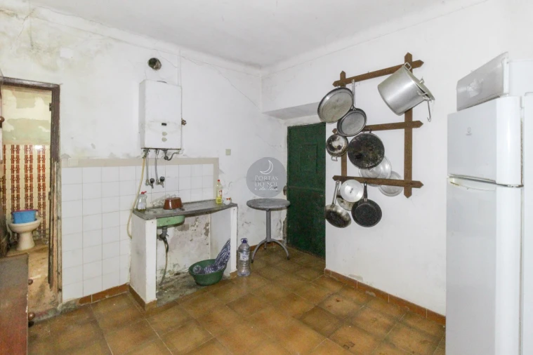 Moradia T2 para Venda em Povoa da Isenta Foto 3