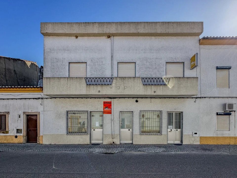 Moradia T4 para Venda em Espírito Santo, Nossa Senhora da Graça e São Simão Foto 1