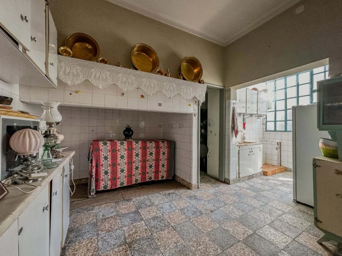 Moradia T4 para Venda em Espírito Santo, Nossa Senhora da Graça e São Simão Foto 4