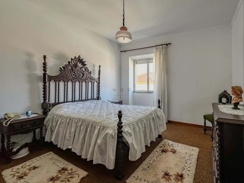 Moradia T4 para Venda em Espírito Santo, Nossa Senhora da Graça e São Simão Foto 13