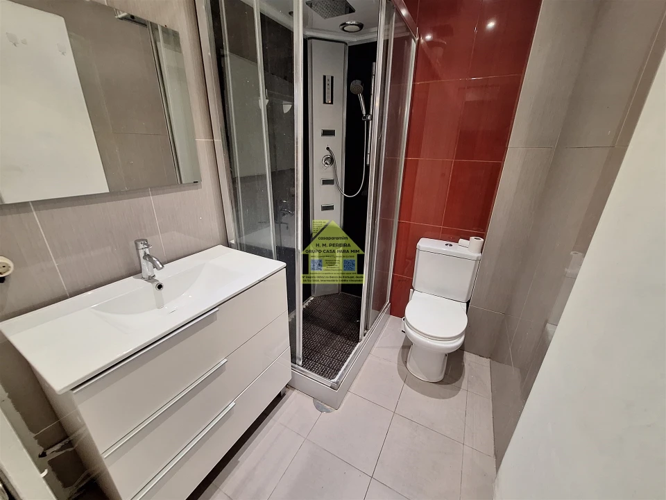 Apartamento T3 para Venda em Santa Marinha e São Pedro da Afurada Foto 17