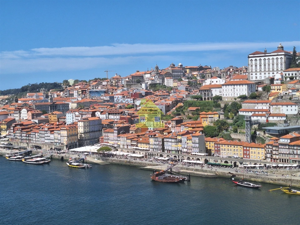 Apartamento T3 para Venda em Santa Marinha e São Pedro da Afurada Foto 1