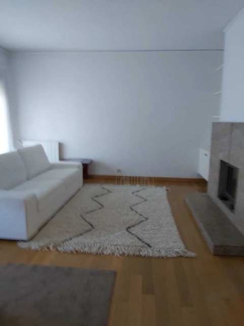Apartamento T2 para Arrendamento em Porto