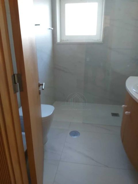 Apartamento T2 para Arrendamento em Porto