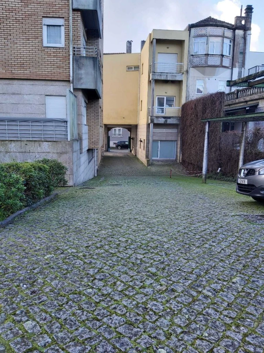 Apartamento T2 para Arrendamento em Porto Foto 2