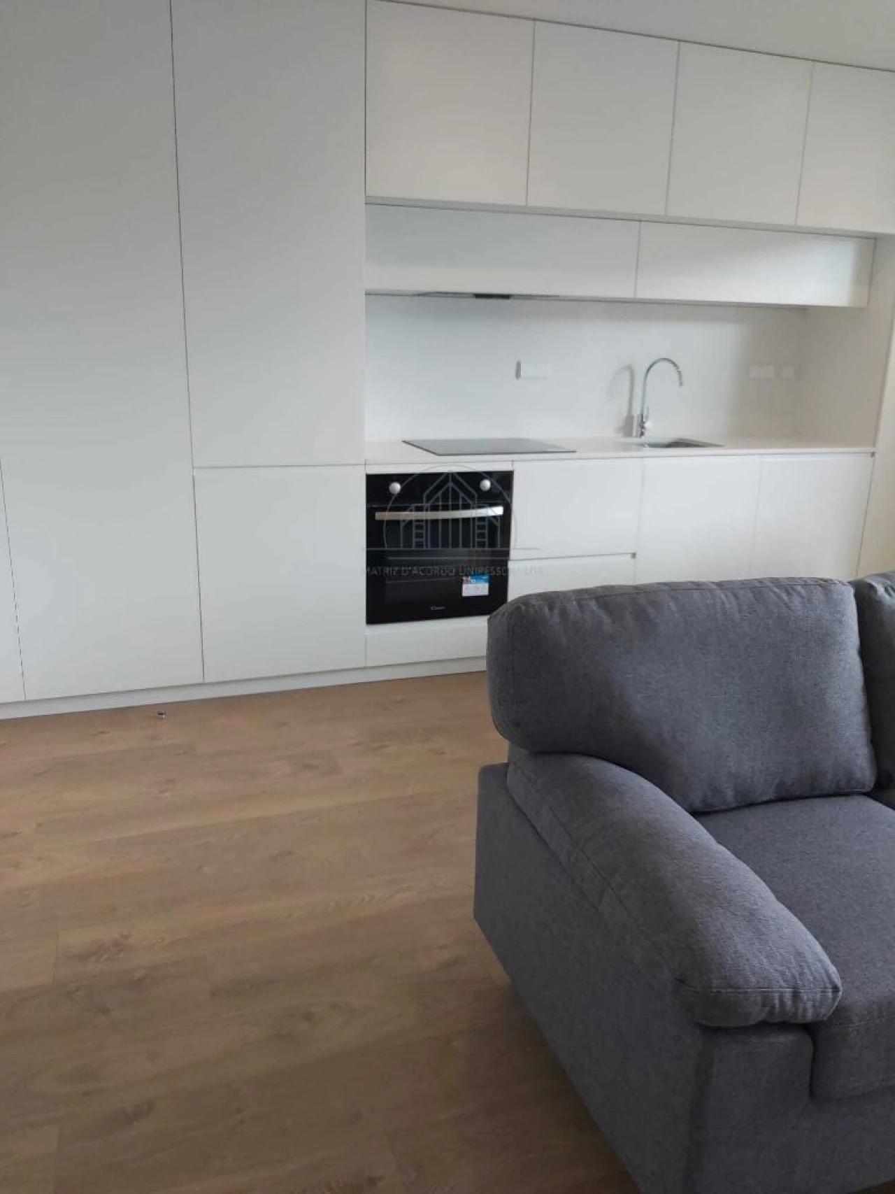 Apartamento T2 para Arrendamento em Porto Foto 4