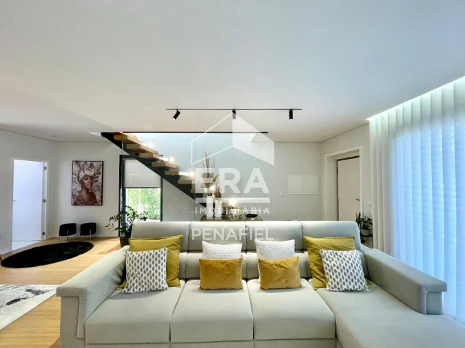 Moradia T3 para Venda em Caíde de Rei Foto 5