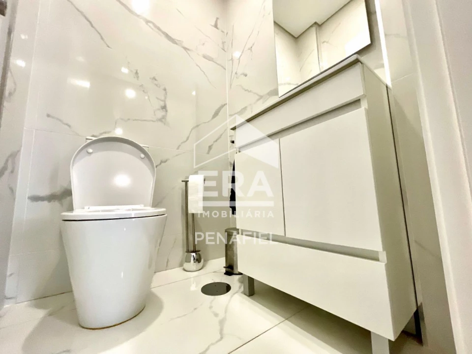 Moradia T3 para Venda em Nespereira Foto 9