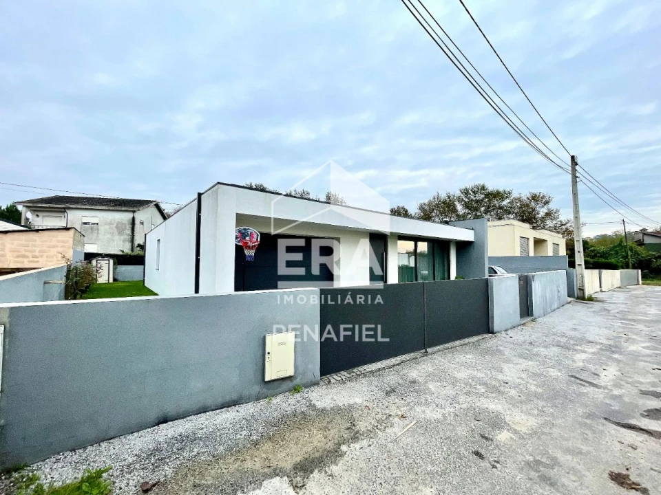 Moradia T3 para Venda em Nespereira Foto 25