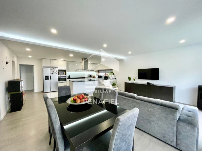 Moradia T3 para Venda em Nespereira Foto 5