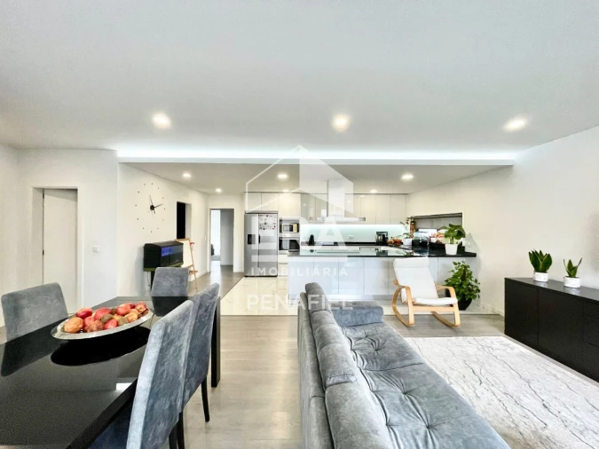 Moradia T3 para Venda em Nespereira Foto 6