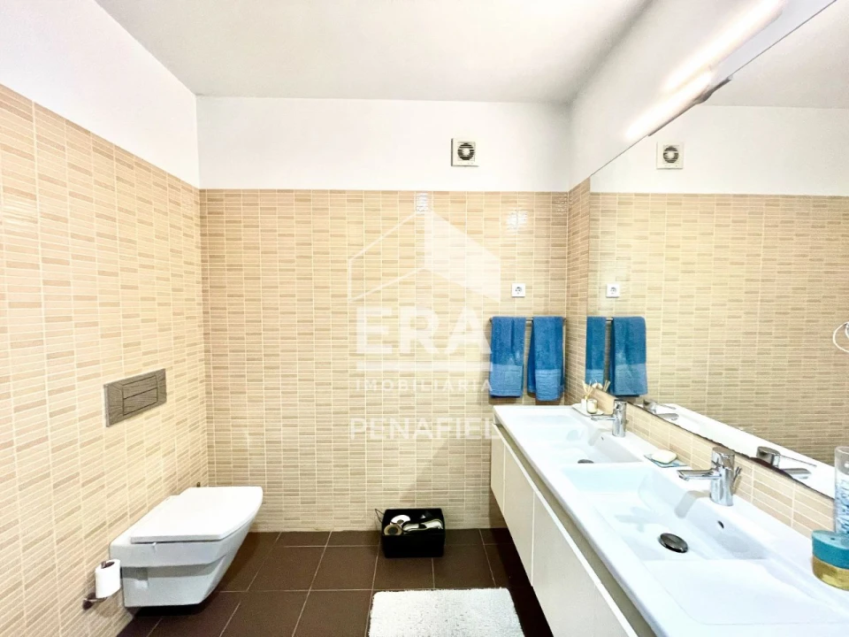 Moradia T4 para Venda em Penafiel Foto 10