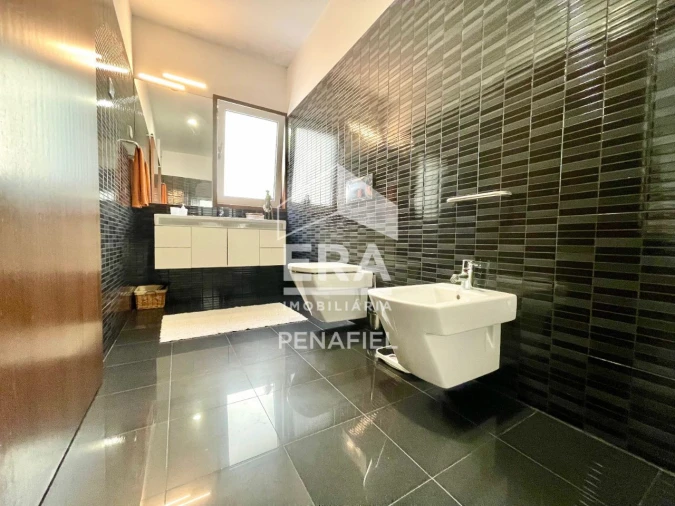 Moradia T4 para Venda em Penafiel Foto 14