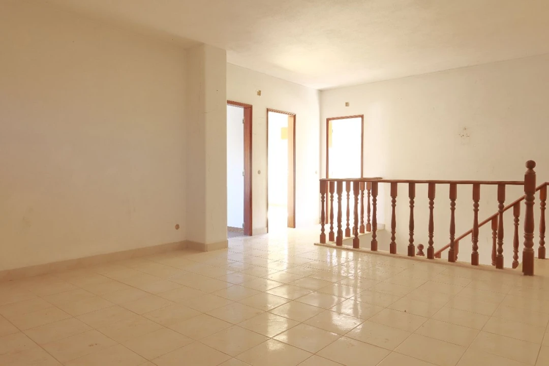 Moradia T6 para Venda em Caixas Foto 8