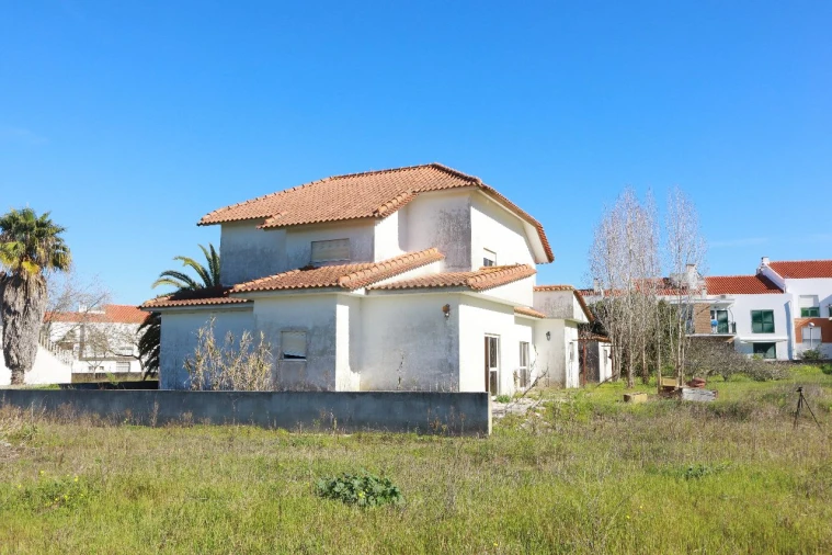 Moradia T6 para Venda em Caixas Foto 14