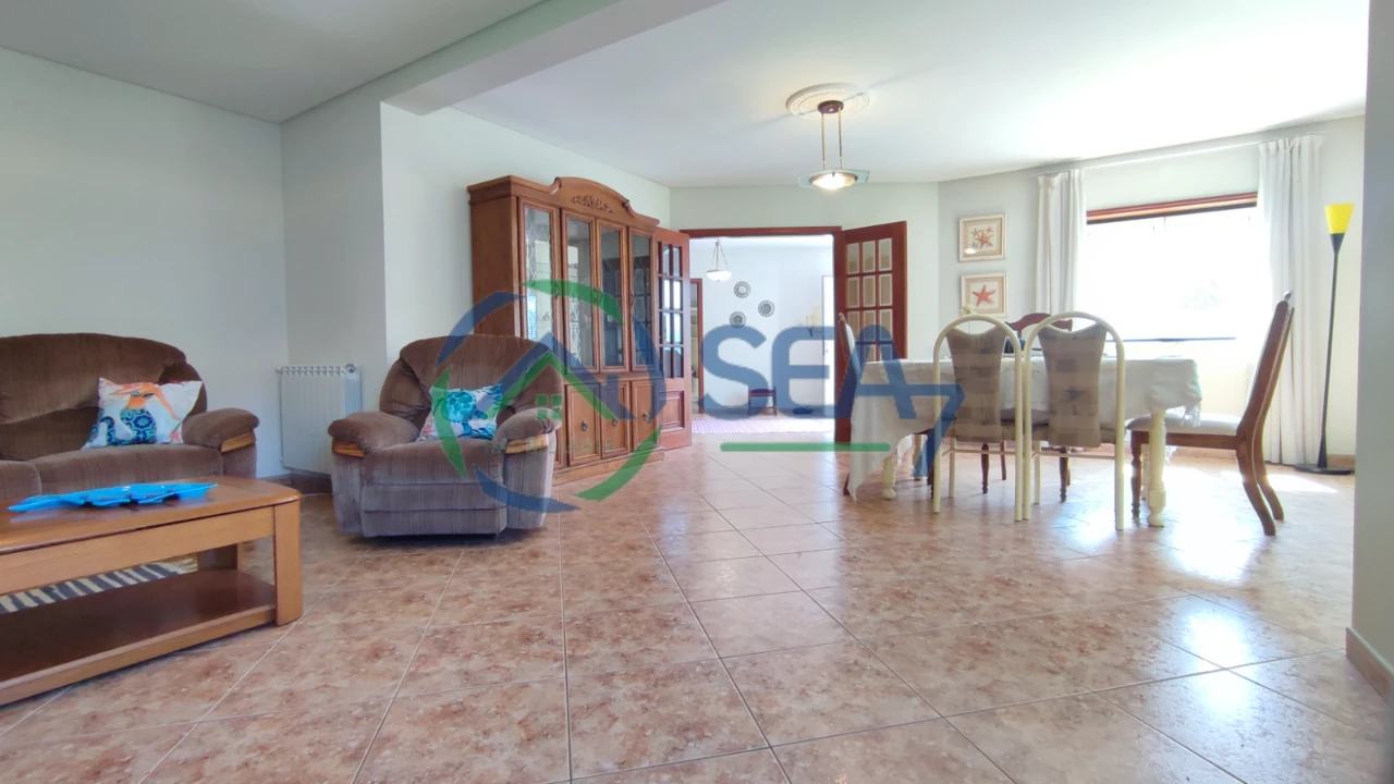 Moradia T3 para Venda em Antas Foto 6