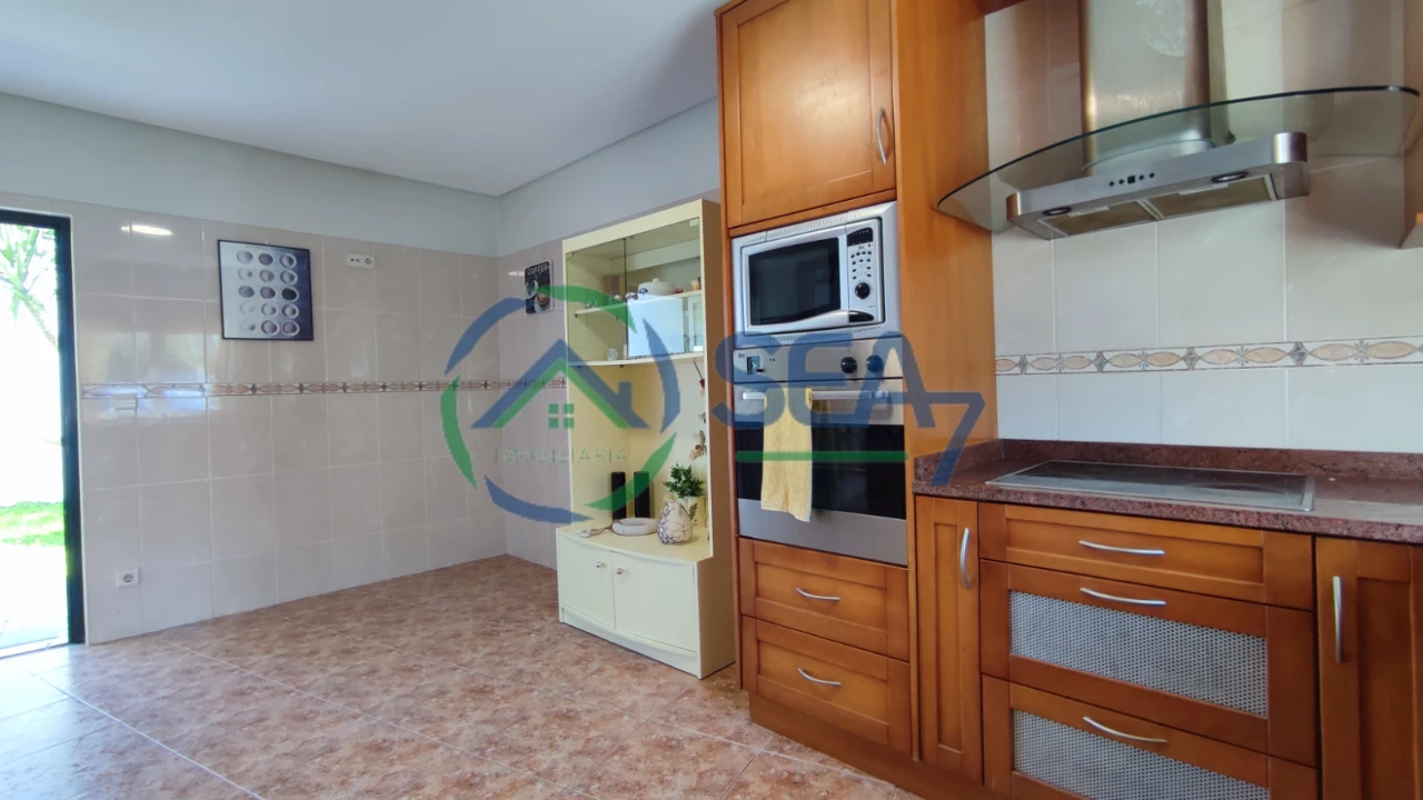 Moradia T3 para Venda em Antas Foto 13