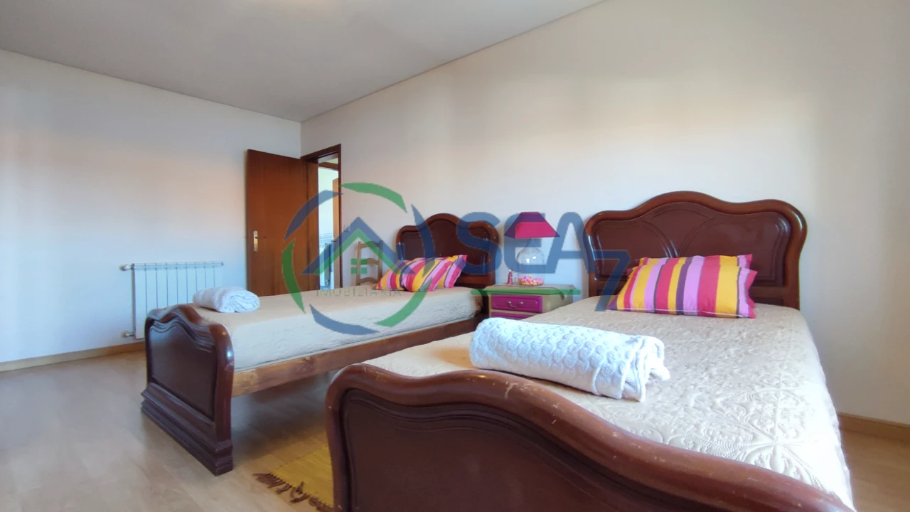 Moradia T3 para Venda em Antas Foto 23