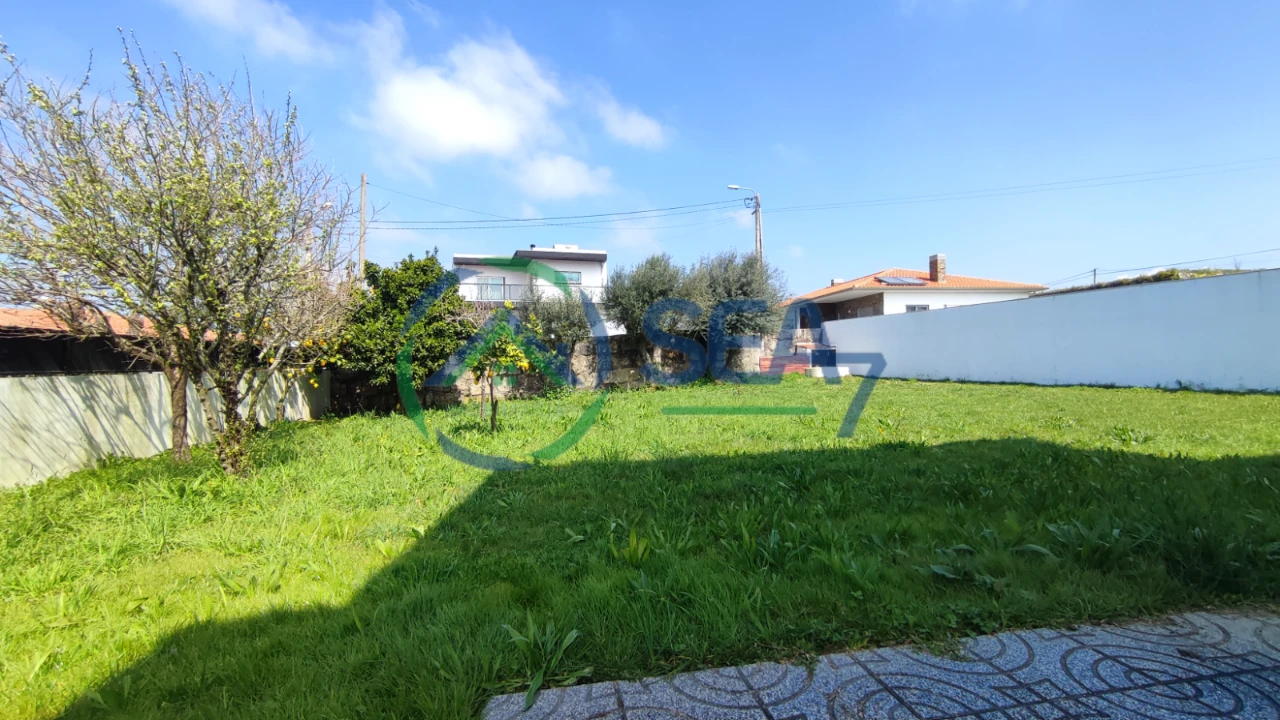 Moradia T3 para Venda em Antas Foto 30