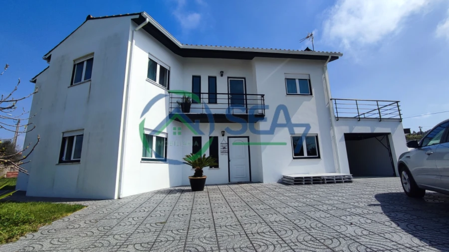 Moradia T3 para Venda em Antas Foto 1