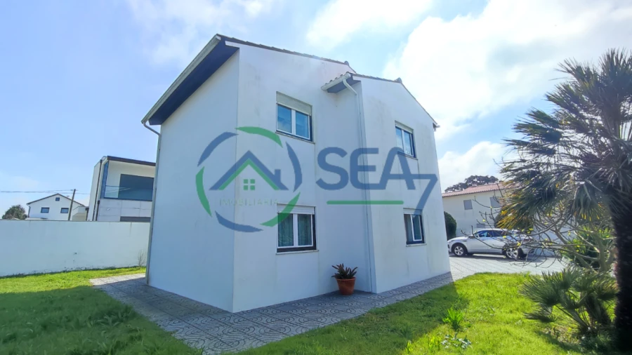 Moradia T3 para Venda em Antas Foto 2