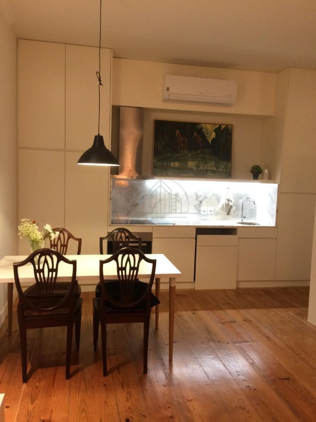 Apartamento T1 para Arrendamento em Porto Foto 16