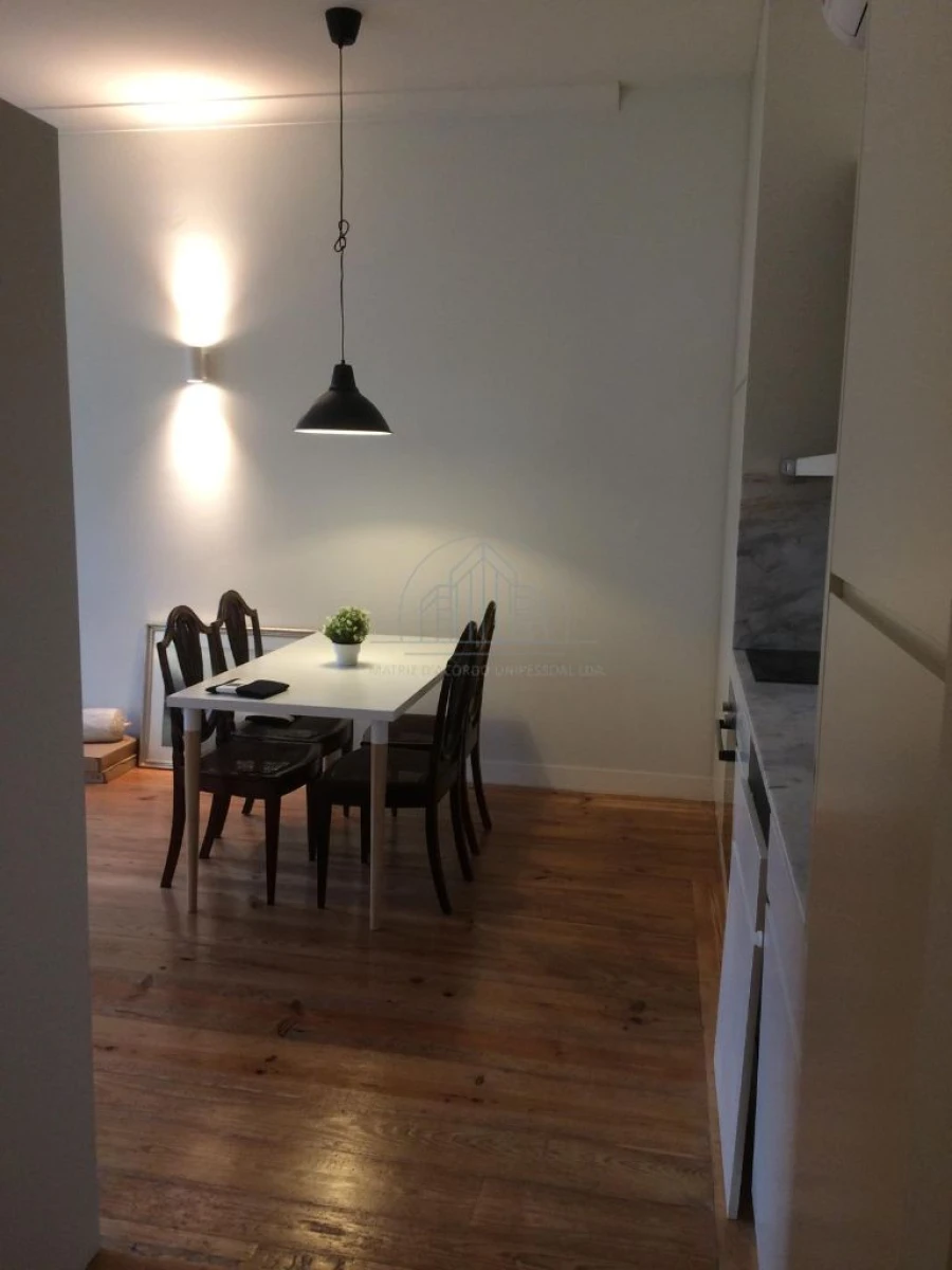 Apartamento T1 para Arrendamento em Porto Foto 8