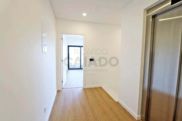 Moradia T5 para Venda em Loures Foto 18