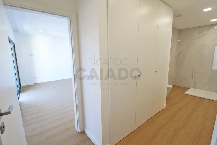 Moradia T5 para Venda em Loures Foto 23