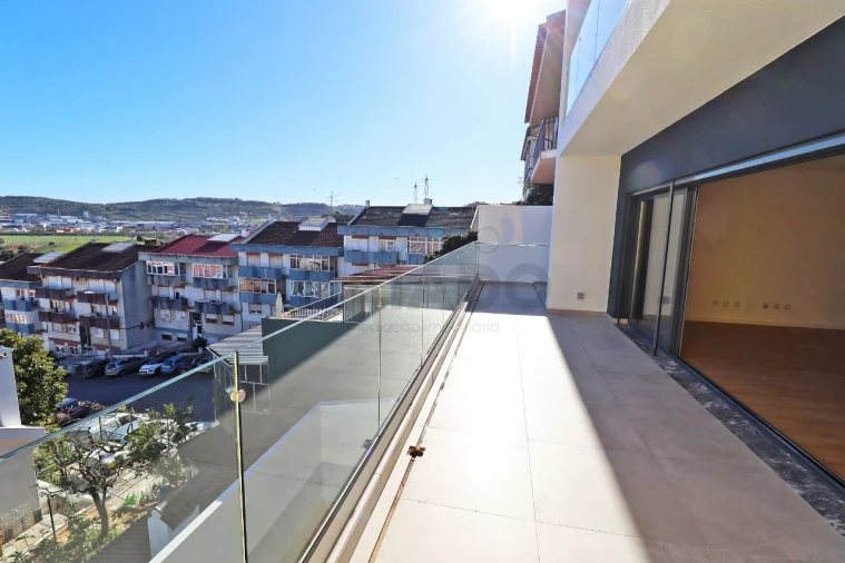 Moradia T5 para Venda em Loures Foto 14