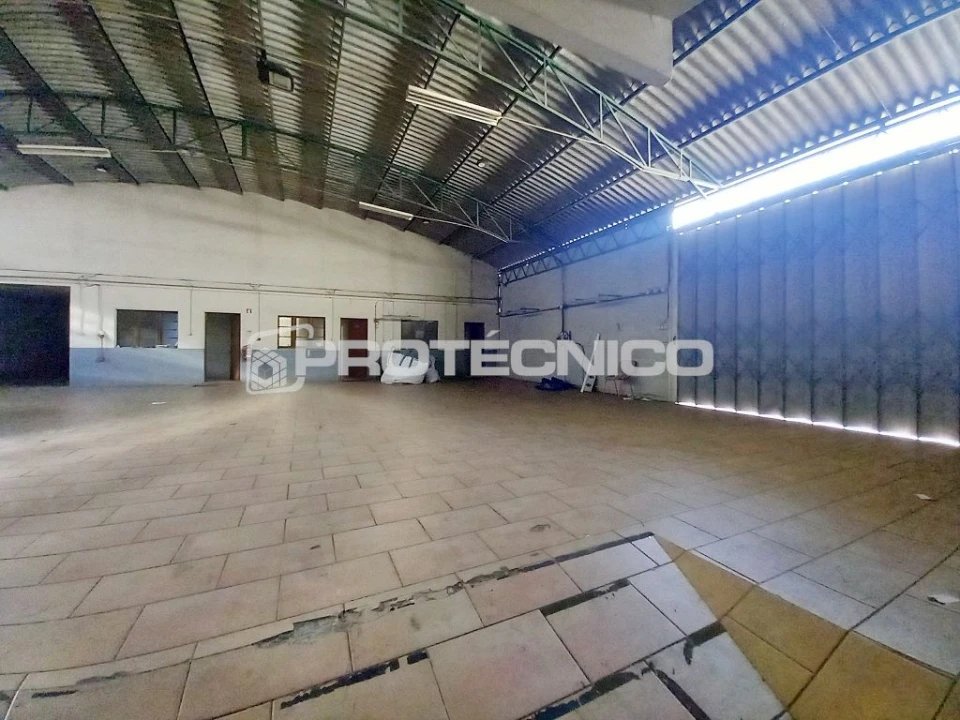 Armazém para Arrendamento em Borralha Foto 3