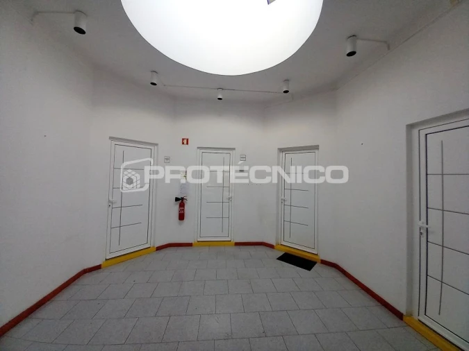 Armazém para Arrendamento em Borralha Foto 13