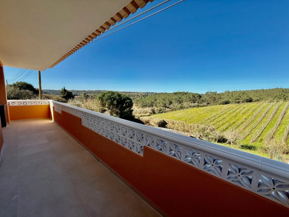 Moradia T3 para Venda em Salir de Matos Foto 14