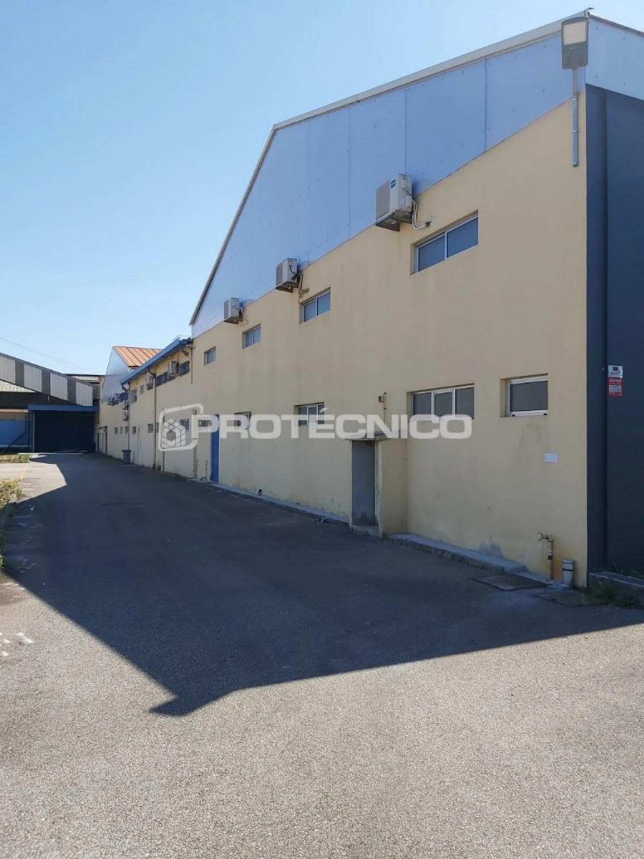 Armazém para Arrendamento em Zona Industrial En 1 Norte Foto 18