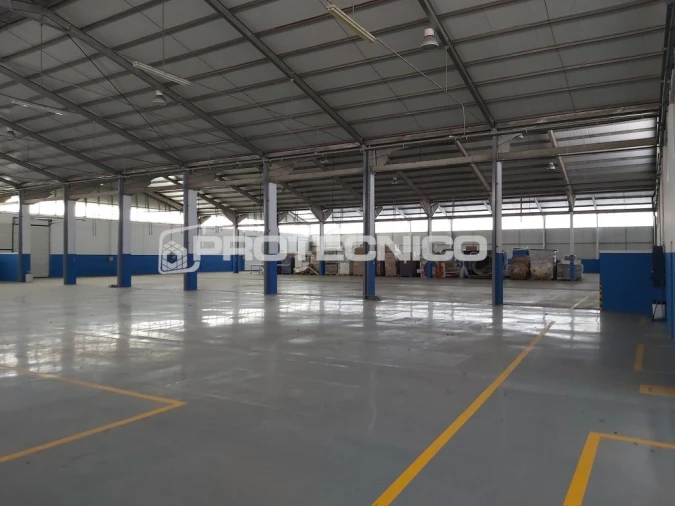 Armazém para Arrendamento em Zona Industrial En 1 Norte Foto 1