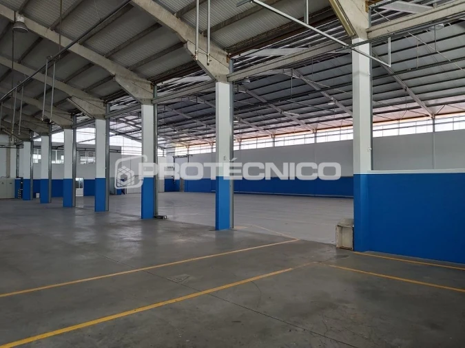 Armazém para Arrendamento em Zona Industrial En 1 Norte Foto 4